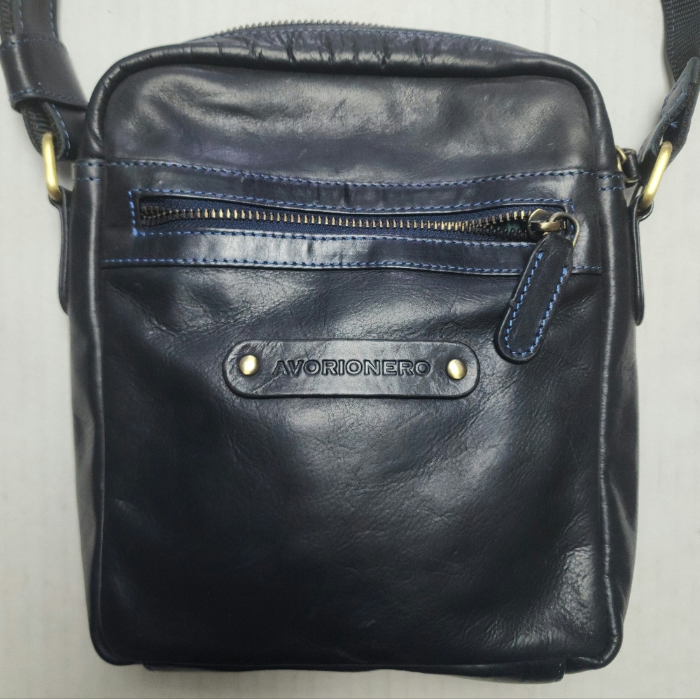 NWT! Italian Leather Crossbody Purse Bag Pocketbook - Picture 1 of 10